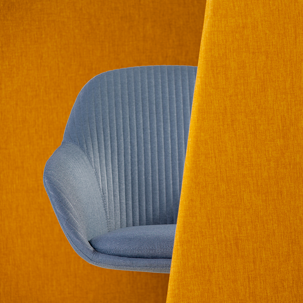 Konferenzstuhl Melow Armchair in Graublau